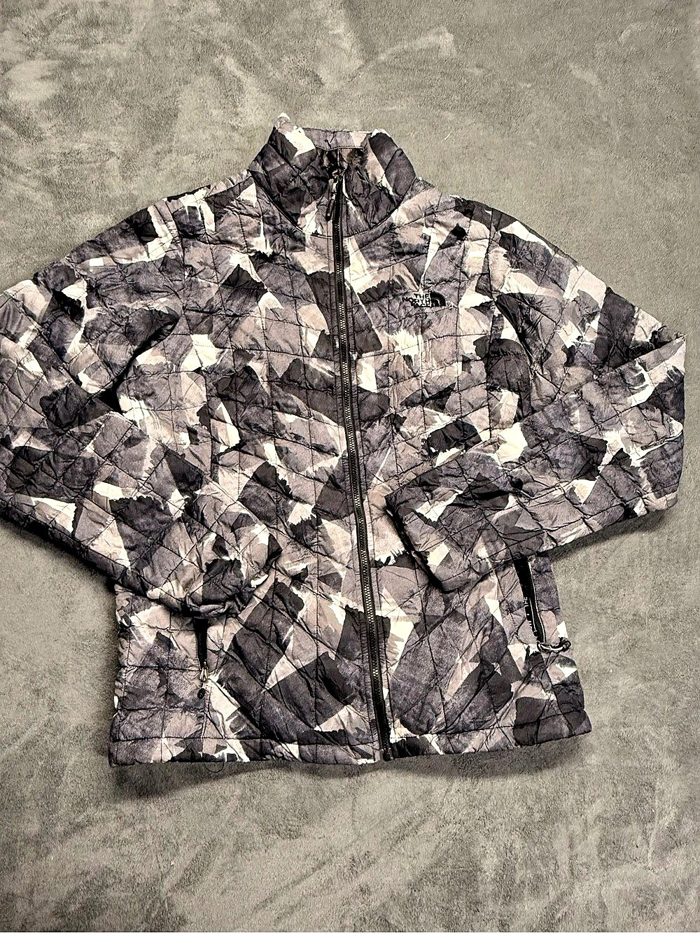 The North Face ThermoBall Jacket Geometric Packable Puffer Gray Size Medium